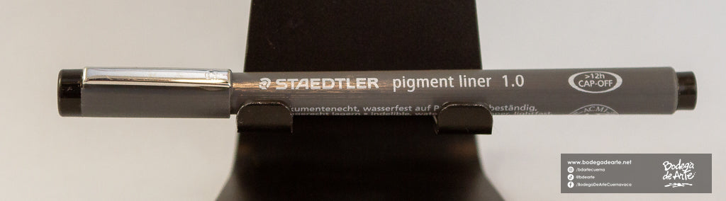 Estilografo desechable Staedtler