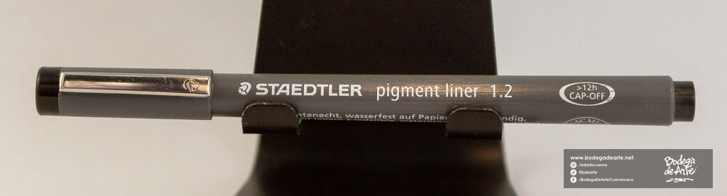 Estilografo desechable Staedtler