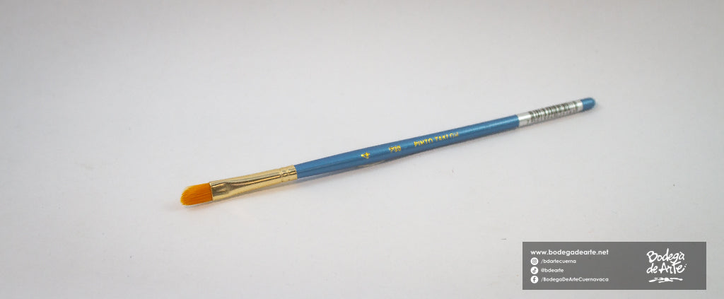 Pincel Pinto Taklon P30 Dorado Lengua de Gato