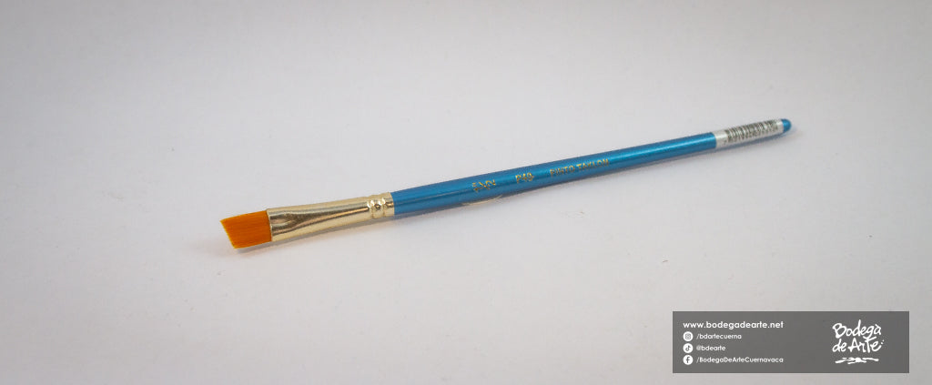 Pincel Pinto P40 Taklon Angular