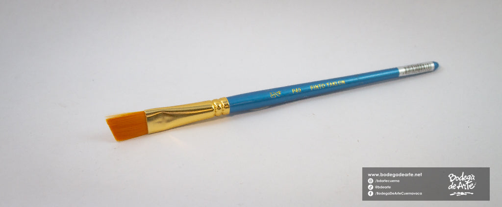 Pincel Pinto P40 Taklon Angular